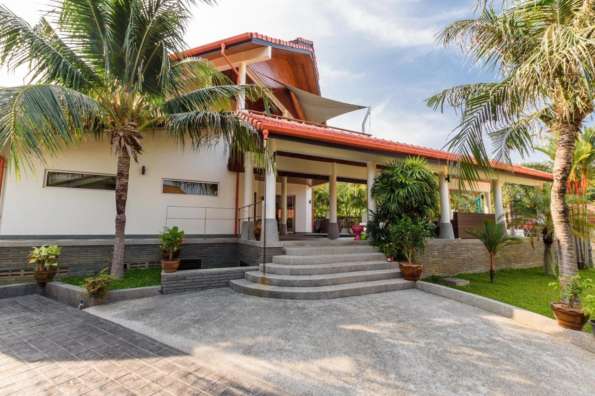 Amber Pool Villa Naiharn Rawai Экстерьер фото