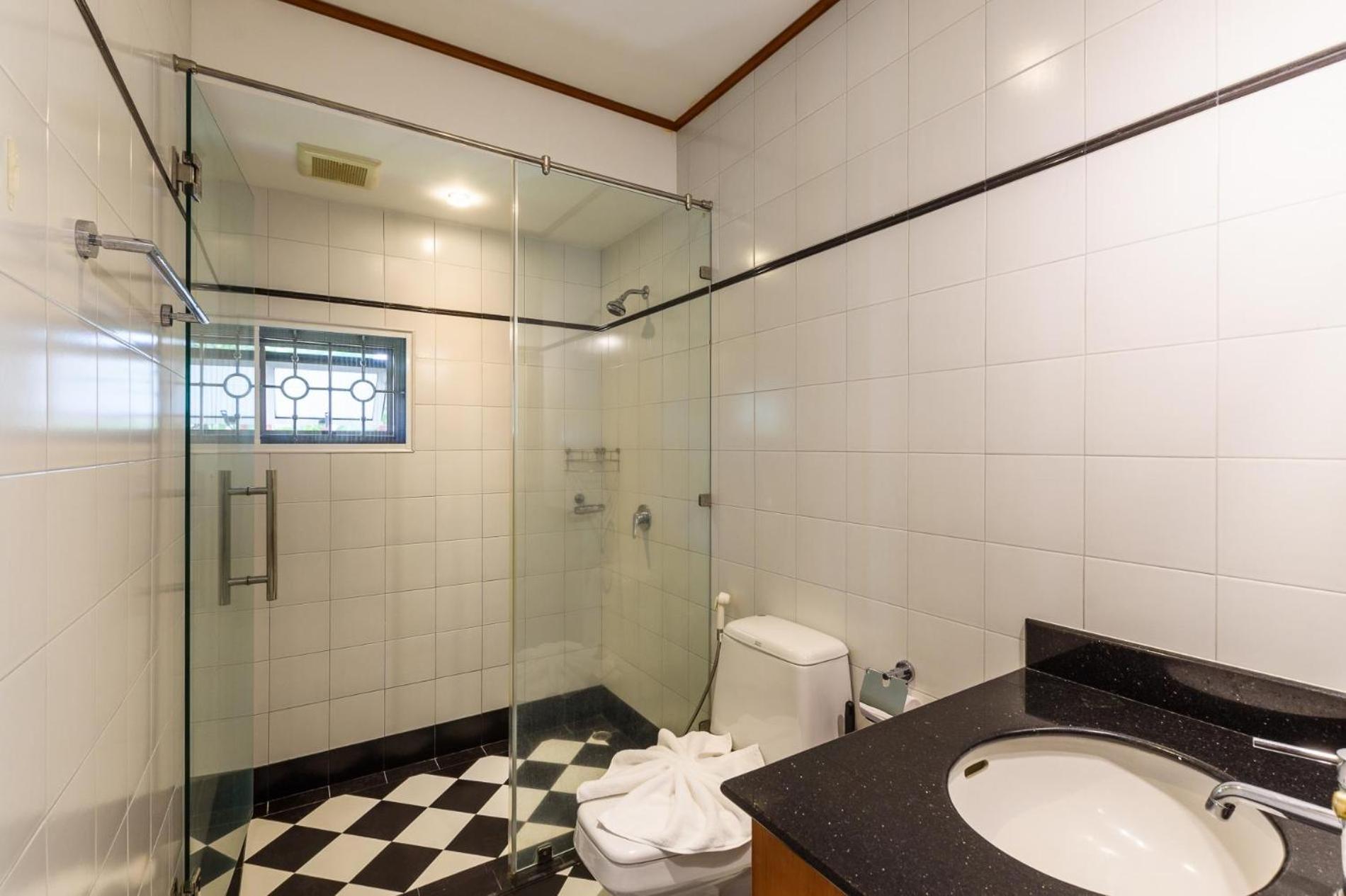 Amber Pool Villa Naiharn Rawai Экстерьер фото