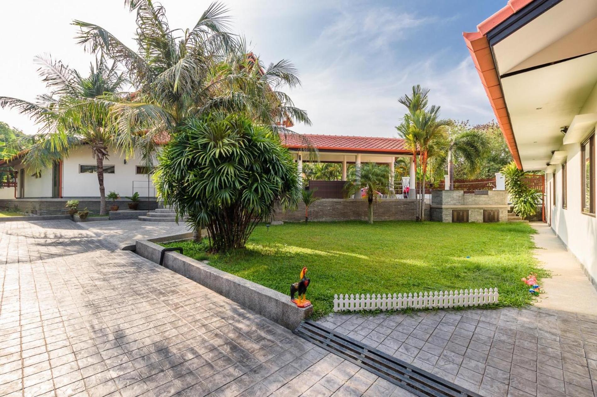 Amber Pool Villa Naiharn Rawai Экстерьер фото