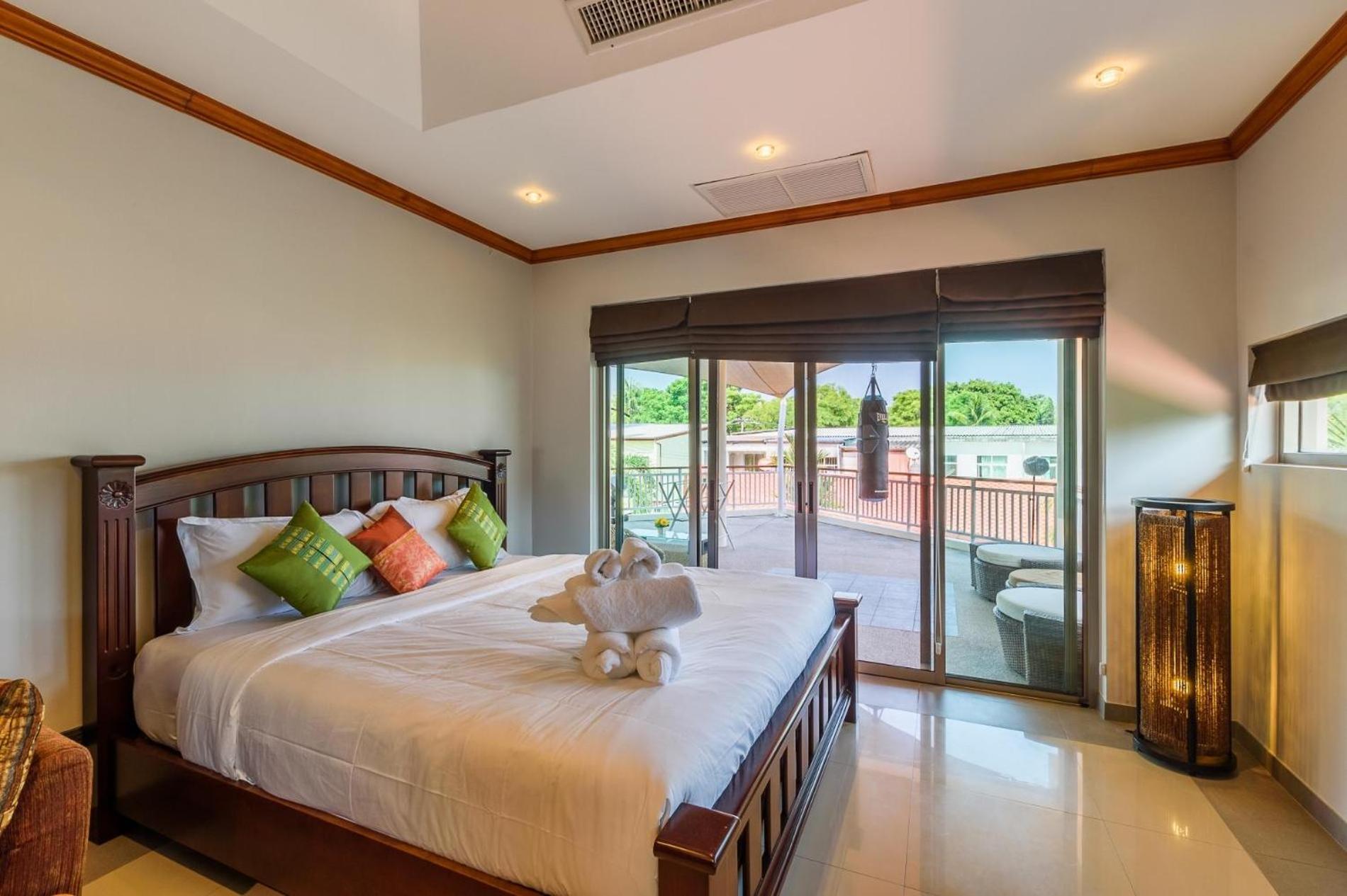 Amber Pool Villa Naiharn Rawai Экстерьер фото